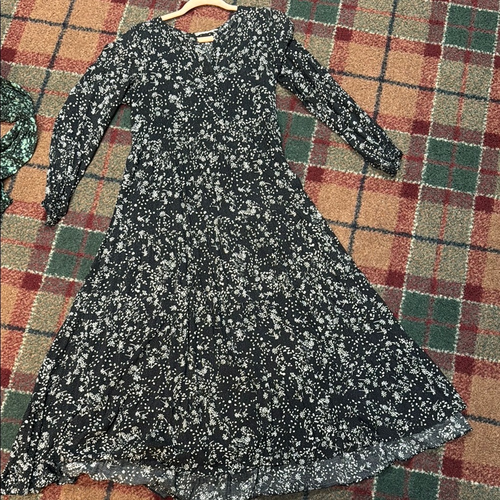 Long Sleeve Black Floral Maxi Dress